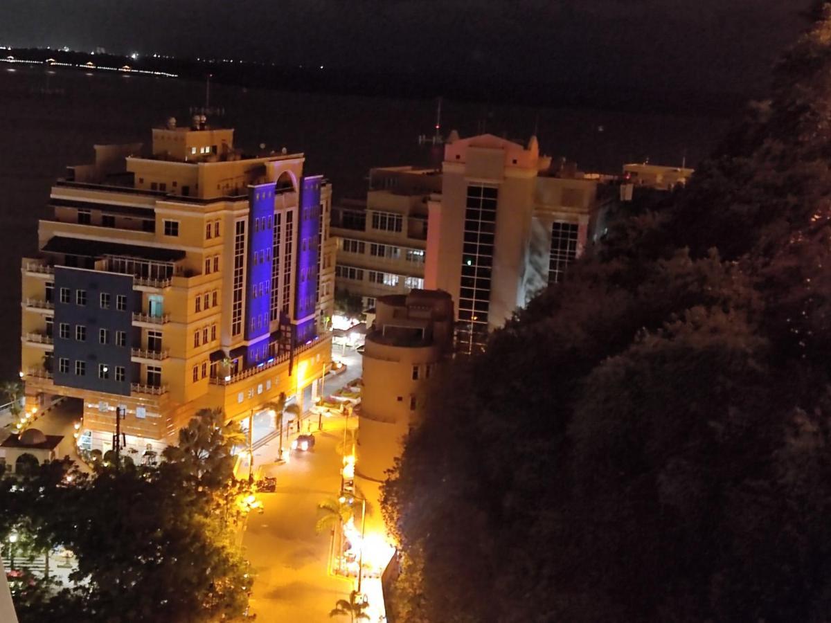 Suite Riverfront Puerto Santa Ana Guayaquil Esterno foto