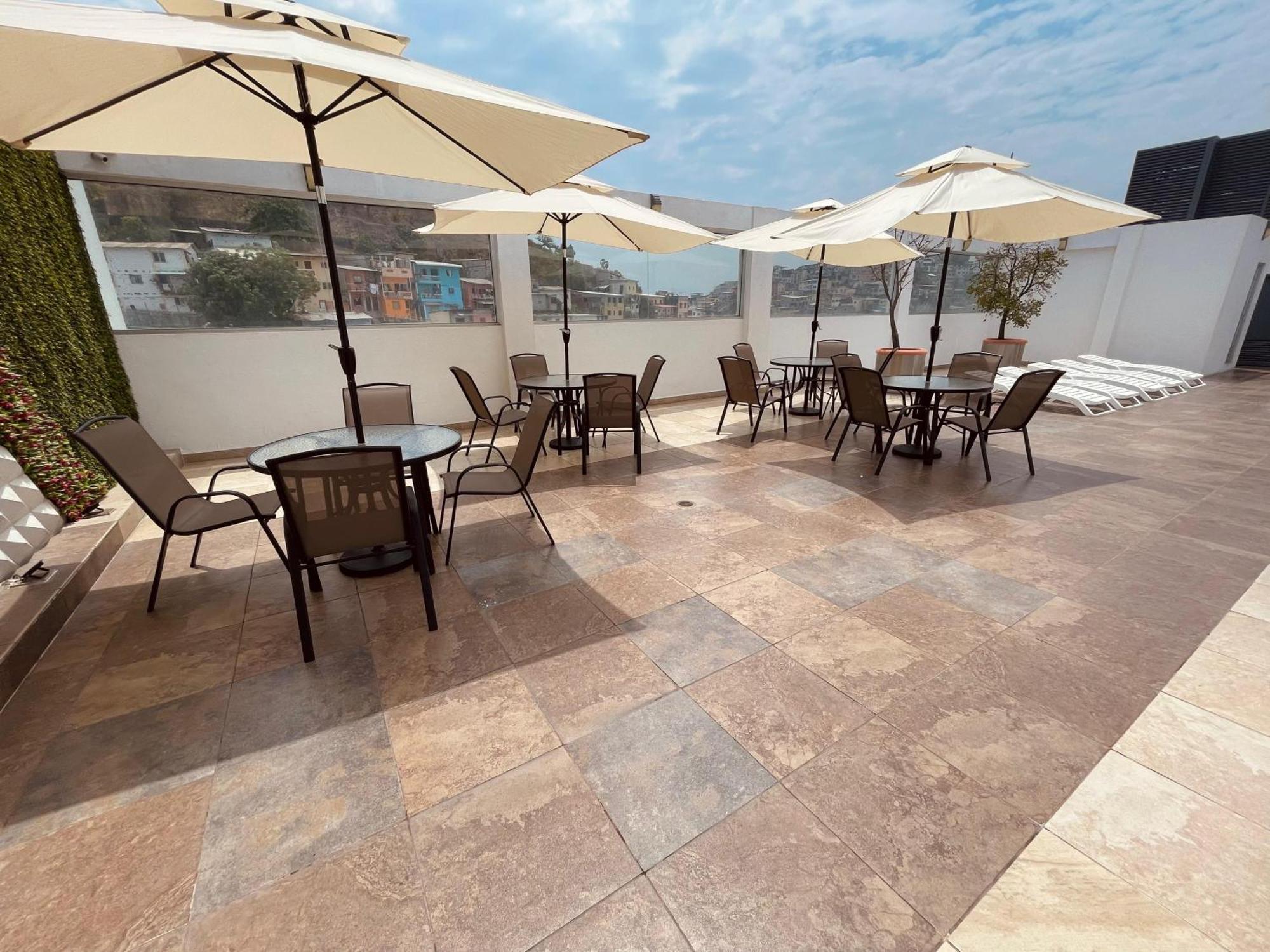Suite Riverfront Puerto Santa Ana Guayaquil Esterno foto