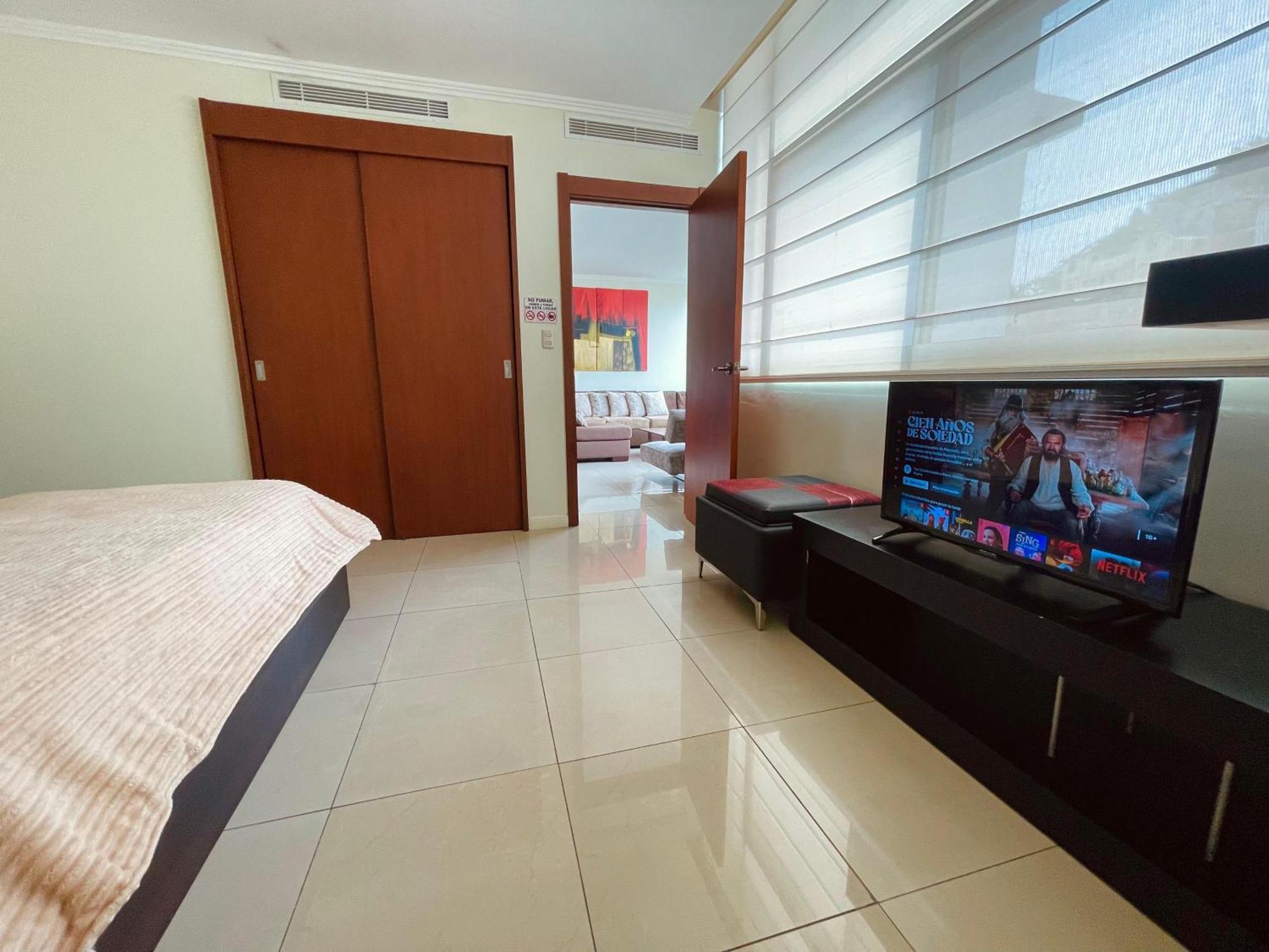 Suite Riverfront Puerto Santa Ana Guayaquil Esterno foto